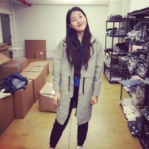 Meet your Posher, Yan